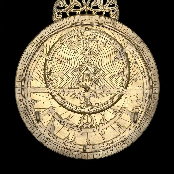 The astrolabe engraving on the caseback